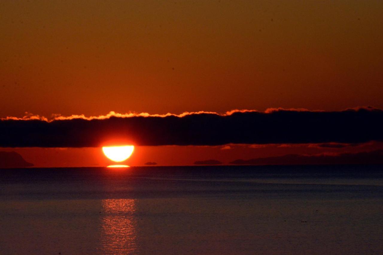 Oceanfront Paradise Comox Dış mekan fotoğraf